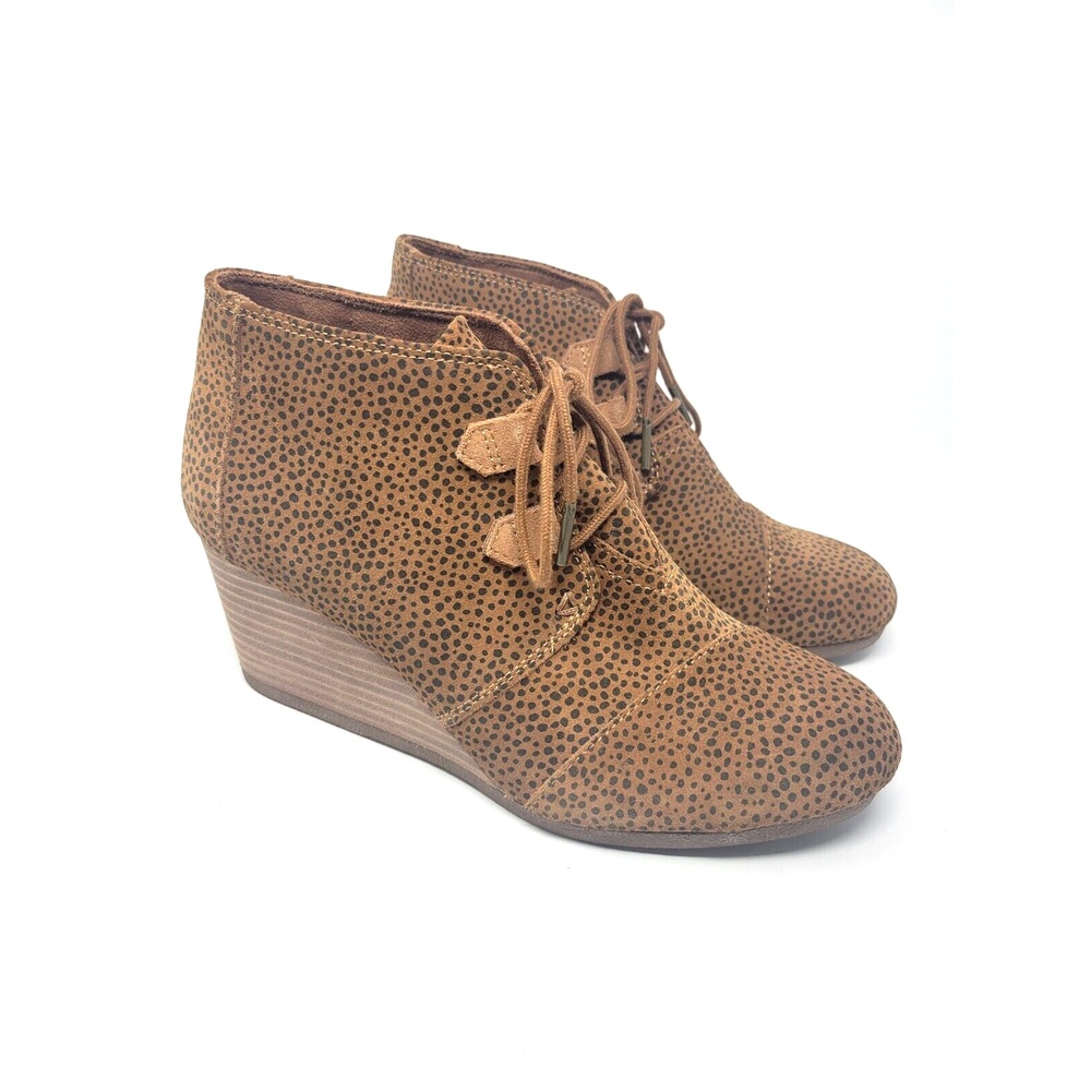 TOMS Kala Wedge Booties Size 9.5 Animal Print Suede Lace Up Boho Ankle Boots